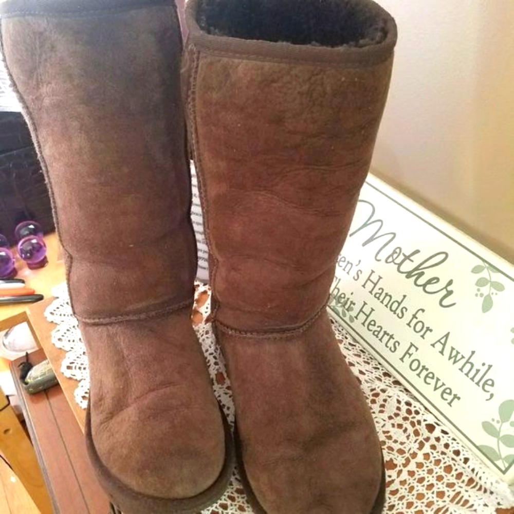 UGG AUSTRALIA EXCELLENT !! - Picture 1 of 7